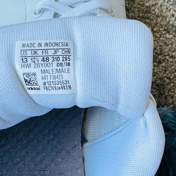 Adidas stand smith shoes - Picture 3 of 4